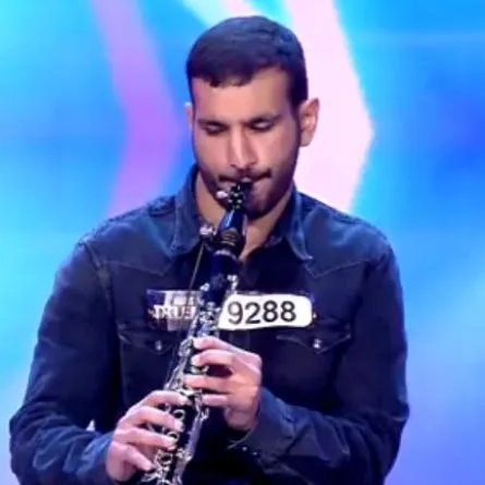 بالفيديو: المشترك الكويتي في برنامج "آراب غوت تالانت" عبد الله غازي: "يتلاعبون بالنتائج"