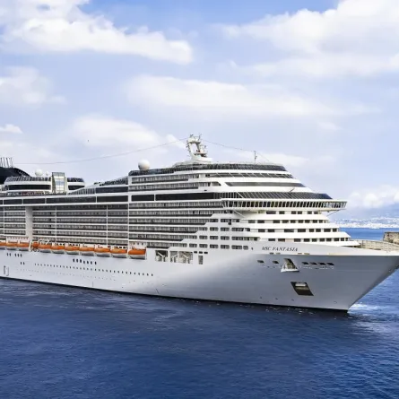 "كروز" أوروبيّة في باخرة أطول من برج "إيفل"