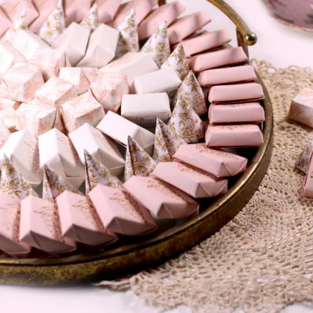 ضيافة زفافك تشعّ كالمجوهرات