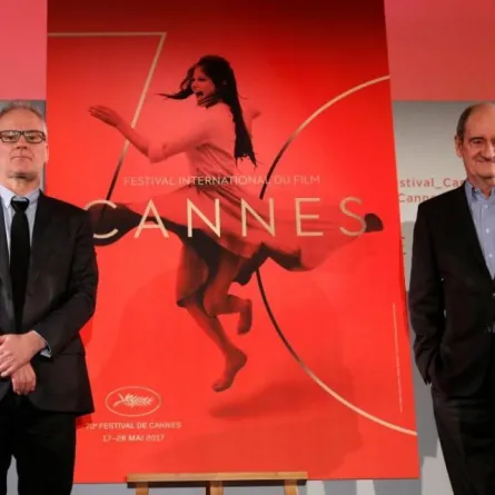 سجادة "مهرجان كان" بإنتظار النجوم خلال دقائق