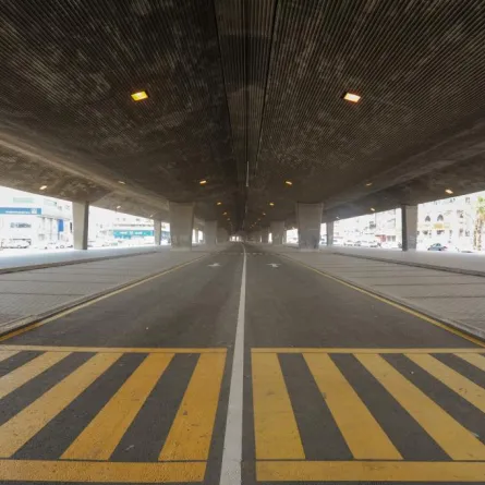 أمانة جدة تفتح 627 موقفًا أسفل جسر طريق الملك فهد