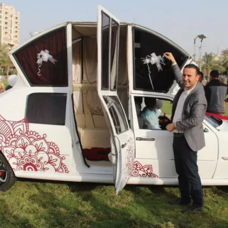 سيارة سندريلا في قطاع غزة !