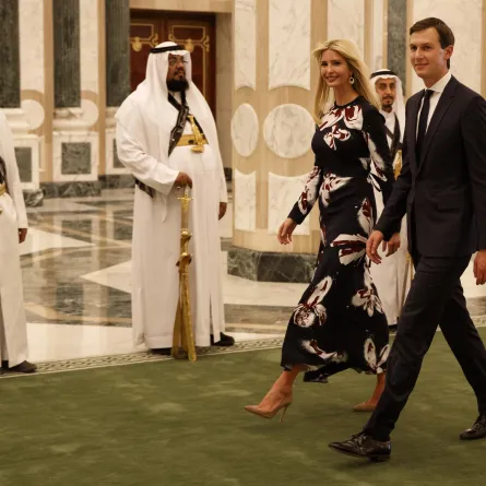 إيفانكا ترامب تخطف الأضواء في السعودية
