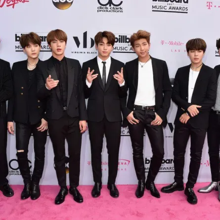 BTS.. أول فرقة كورية تفوز بجائزة بيلبورد