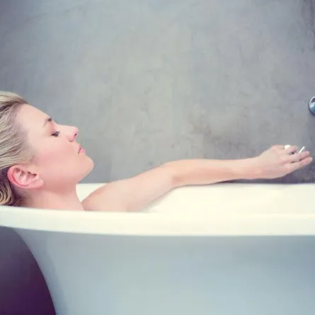 الحمام الساخن: فوائده تفوق كلّ التوقعات!