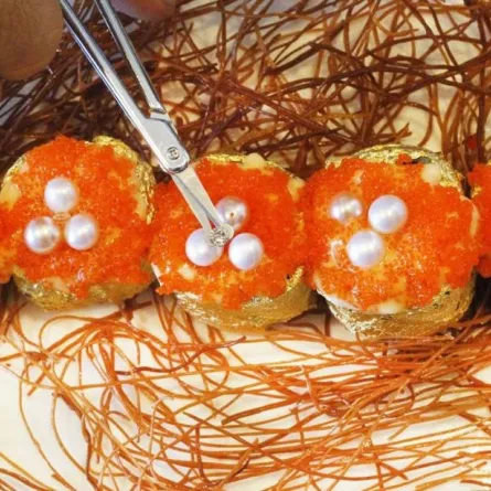 1.978.15 دولارًا سعرًا لوجبة "سوشي" مزدانة بالماس