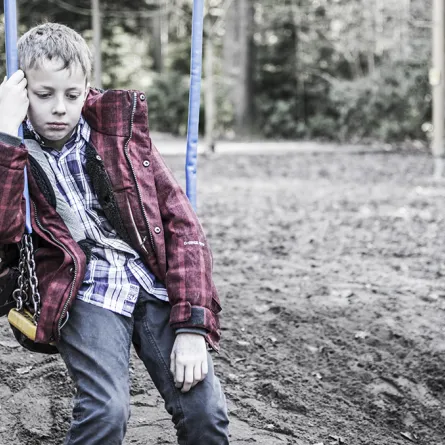 طالب يحرق مدرسة