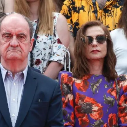 مهرجان كان السينمائي يقف دقيقة صمت حداداً على ضحايا تفجير مانشستر