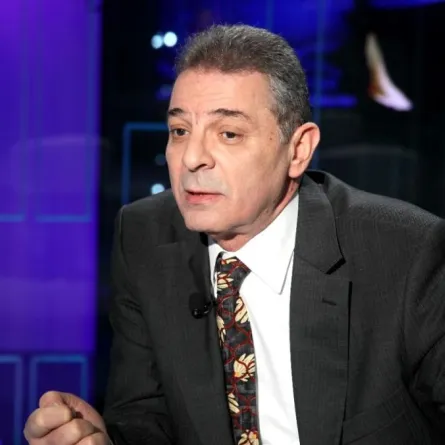 وائل الأبراشي لـ محمود حميدة بعد ظهوره في برومو "رامز تحت الأرض" بالملابس الداخليّة: مهما كان المقابل ستخسر الكثير