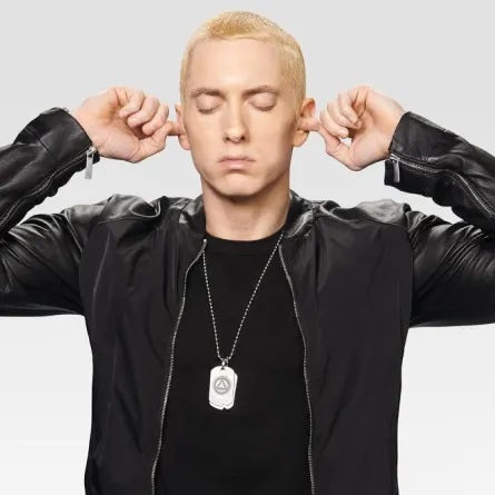 Eminem يجمع 2 مليون استرليني لصالح ضحايا هجوم حفل أريانا غراندي