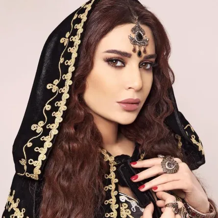 تاليا لوالدتها سيرين عبد النور: ملابسك مثل النوَر