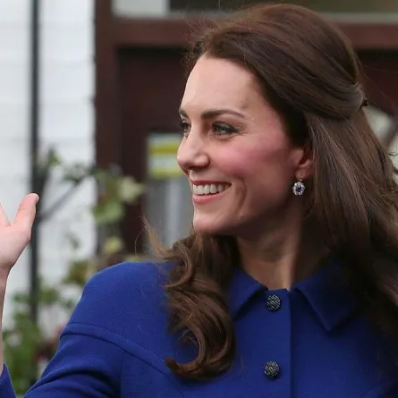 كيت ميدلتون وسرّ اختيارها الدائم للون الكحلي!