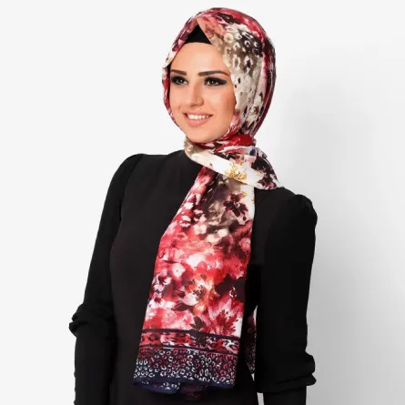 ملابس محجبات: اختاري الحجاب المطبع لإطلالتكِ في رمضان