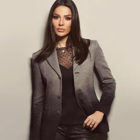 مكياج ناعم في رمضان على غرار نادين نجيم