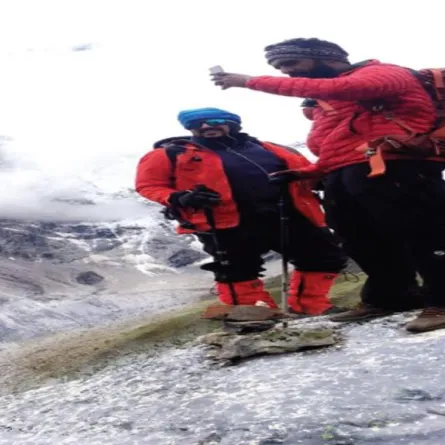 رؤية 2030، يرفعها خالد الغامدي على قمم العالم السبع