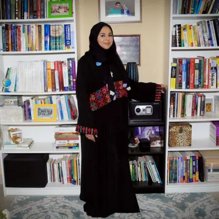 وفاء غزالي: أعشق الرَّسم رغم انشغالي في الجراحة