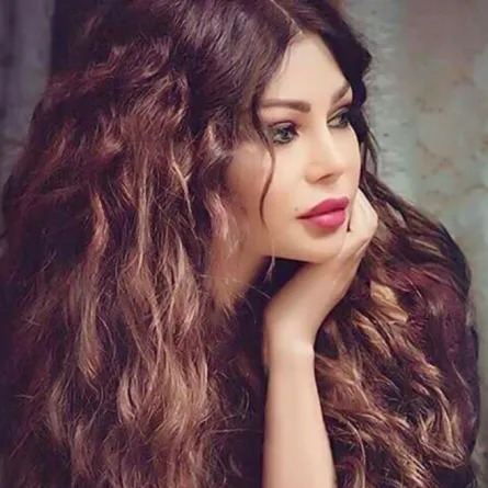 " الحرباية " وقصة حجاب هيفاء وهبي لمن يهمّه الأمر !