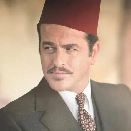 يوسف الخال نجم " أدهم بيك "  بأناقة لافتة 