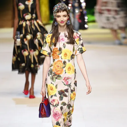 ملابس العروسة في شهر العسل