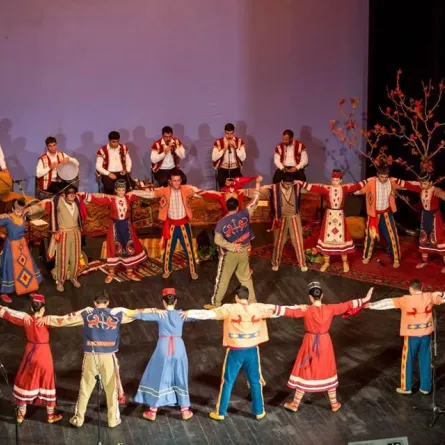 لوحات من الرقص الأرمني على "شمالي جرش"