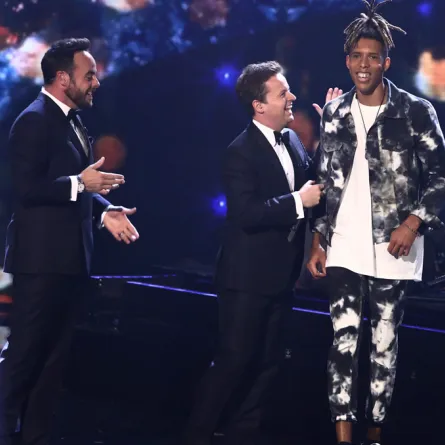 برنامج المواهب البريطاني يتوج عازف البيانو طوكيو مايرز