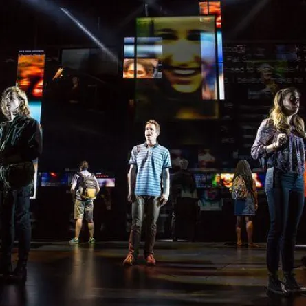 هؤلاء هم الفائزون في حفل جوائز Tony Awards 2017