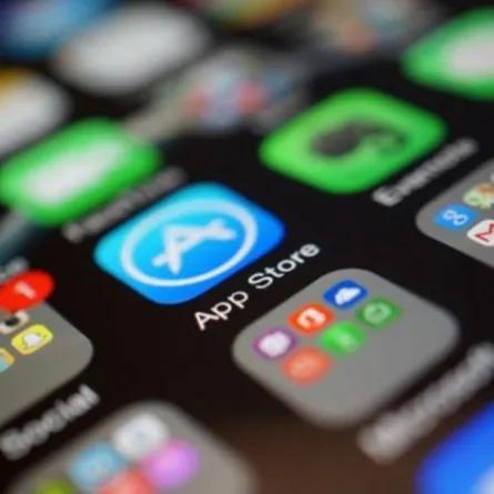 مستخدمو «أبل» أنفقوا 375 مليار ريال على التطبيقات