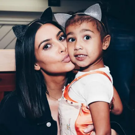 ابنة كيم كارداشيان مشوّهة في عيد ميلادها الرابع!