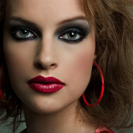 مكياج عيون سموكي مناسب للعيد...بالخطوات