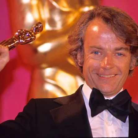 جون أفيلدسن يفارق الحياة عن 81 عاماً