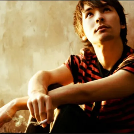 أكثر من 10% من المراهقين على مستوى العالم، مدخنون