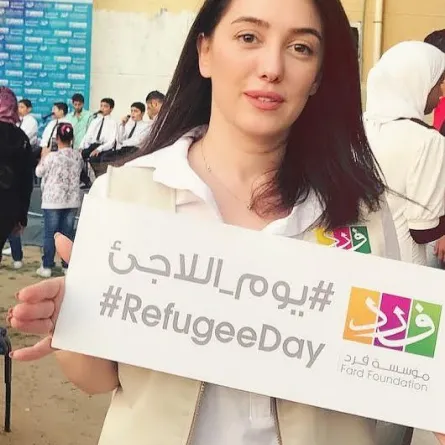 بالصور: كندة علوش على "مائدة الرحمن" مع الأطفال السوريين و"أصالة" ترسل شام