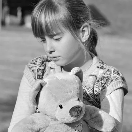 طفلة بريطانية تعاني من الزهايمر