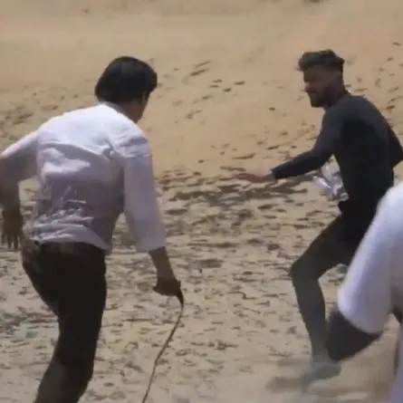 بالفيديو: محمد الحلو يؤدب رامز جلال "بالحزام"، صارخًا: "الكبار لأ"