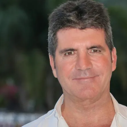 سايمون كاول يجمع نجوم بريطانيا من أجل ضحايا برج غرينفيل