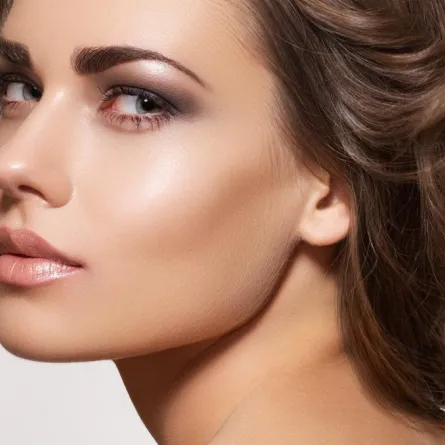 طرق وضع المكياج للبشرة الحنطية