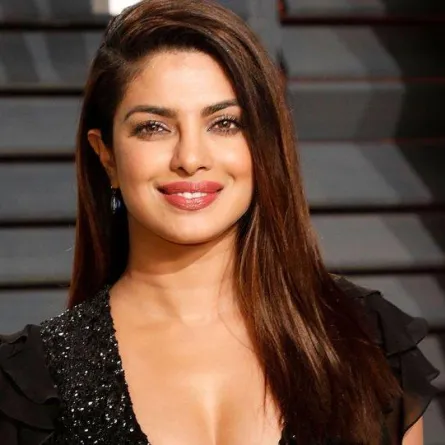 بريانكا شوبرا الأكثر شعبية على مواقع التواصل الاجتماعي