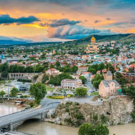 سياحة: المسافرون من السعودية يختارون "جورجيا" صيفًا