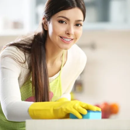 3 طرق لتعقيم إسفنجات الجلي مكمن البكتيريا