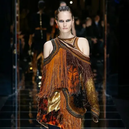 آخر موضة الشراشيب في مجموعات خريف 2017