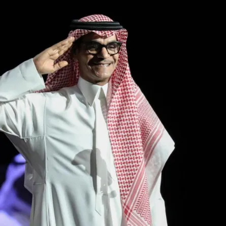 رابح صقر وإبراهيم الحكمي والشاب عايض يضيئون سماء الرياض