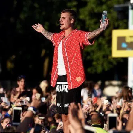 جاستن بيبر يكسر الخوف في لندن