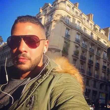 الطب الشرعي الإسباني يكشف مفاجأة في وفاة المذيع عمرو سمير