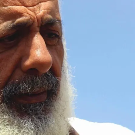 أيمن زيدان يستذكر شبابه بالصور ؟