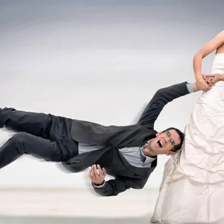 عريس عربي يهرب يوم زفافه!