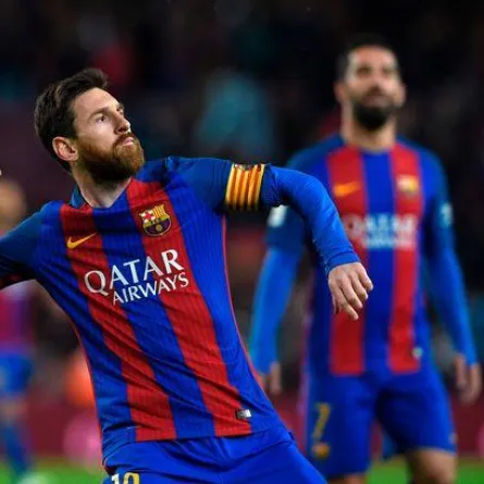 ميسي الأعلى أجرًا في تاريخ كرة القدم.. لن تصدقوا أجره