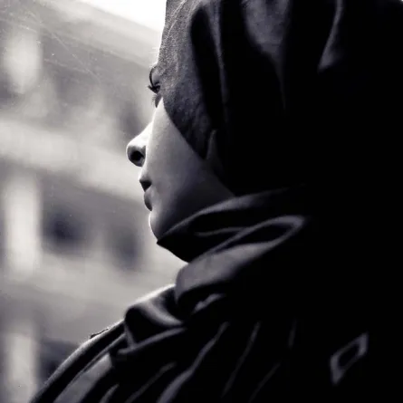 سيَّدتي تتواصل مع حالتين تعرضتا للرش بالأسيد الحارق