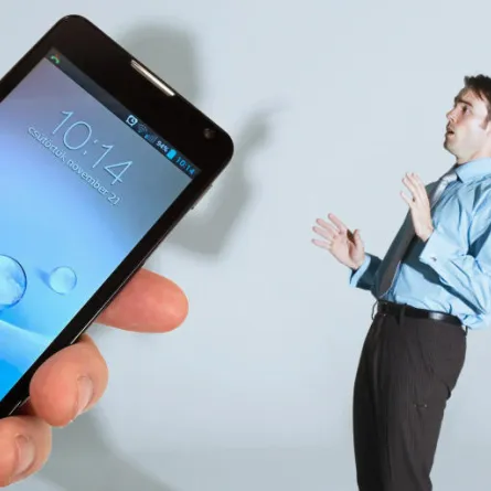 تعرَّف على "زر الذعر" المضاف إلى الأندرويد