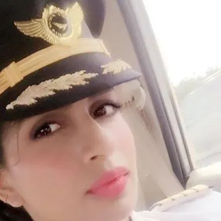 بالصور .. تعرفوا إلى الهندية "آني" أصغر كابتن لطائرة بوينج في العالم