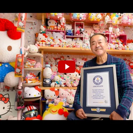 بالفيديو.. ستيني يدخل موسوعة غينيس بـ "هيللو كيتي "